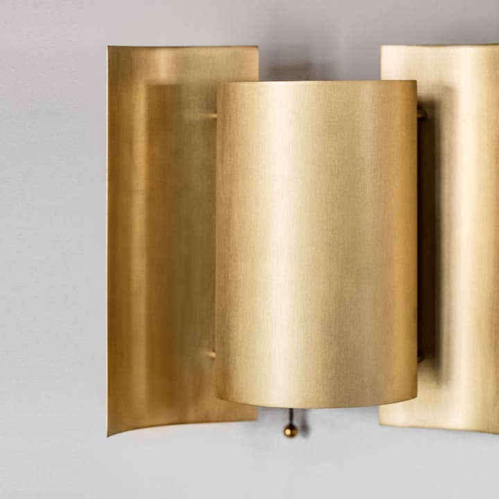 Butterfly wall light, brass Northern