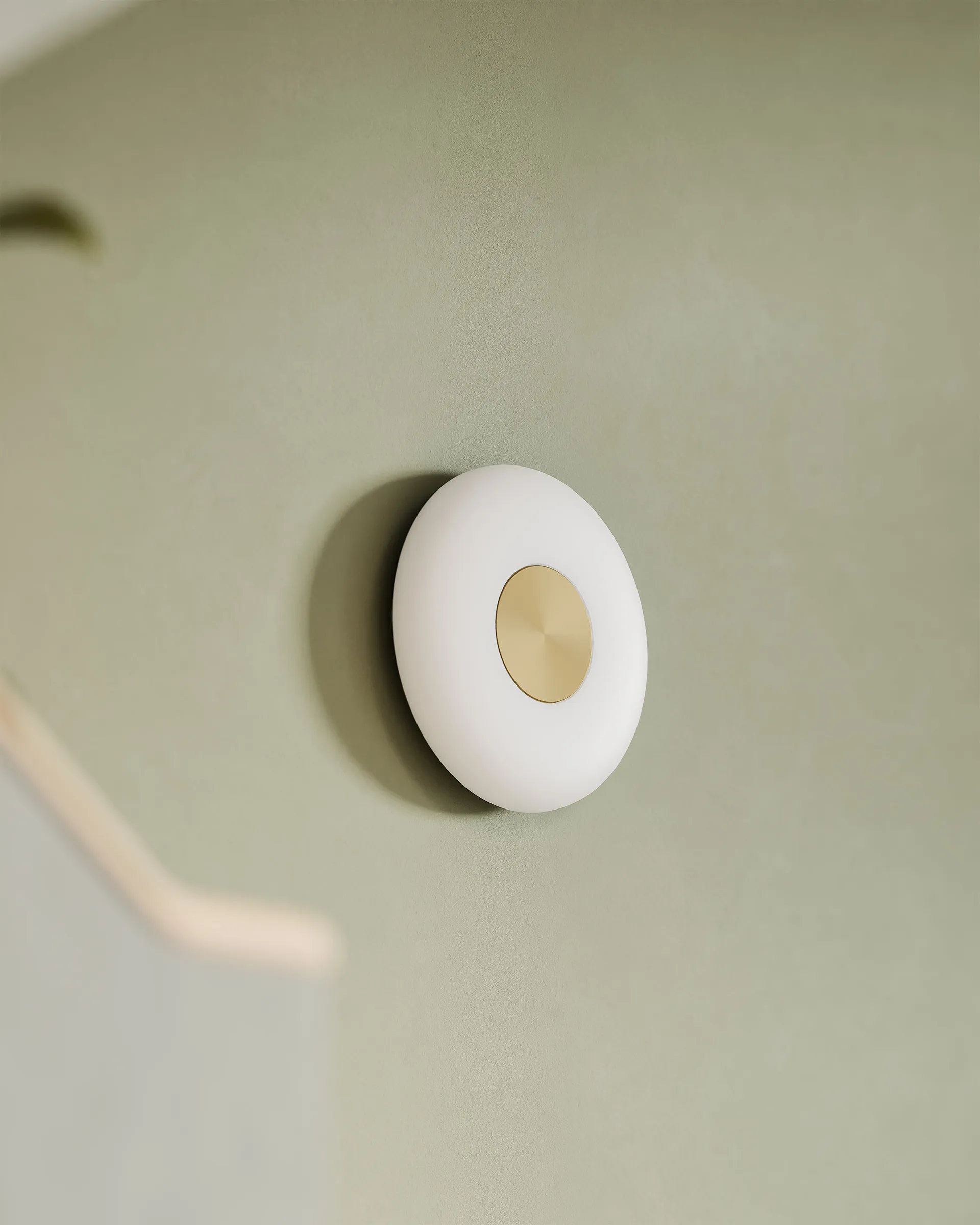 Glint wall light Ø25 cm, Opal glass white Northern