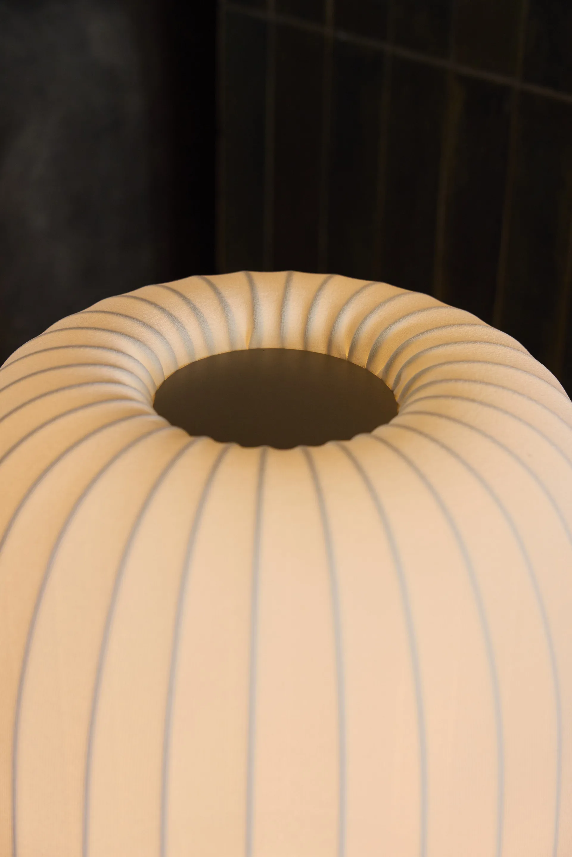 Tradition table lamp 39 cm, White Northern