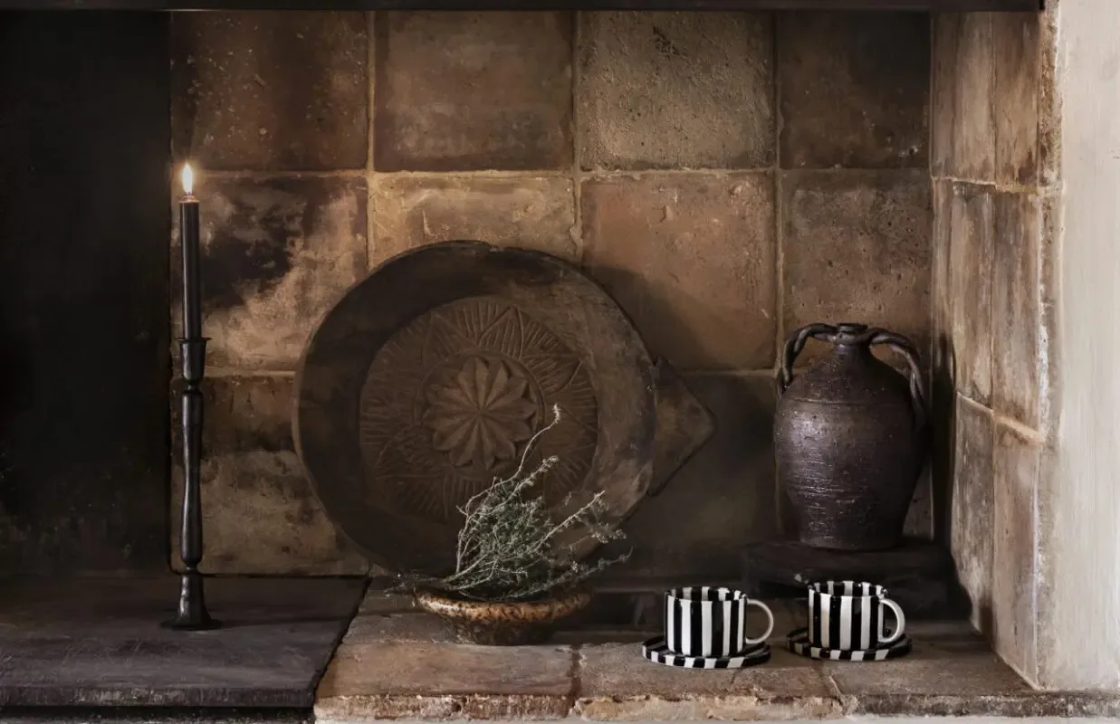 Monica cup with saucer 4-pack - Black Olsson & Jensen