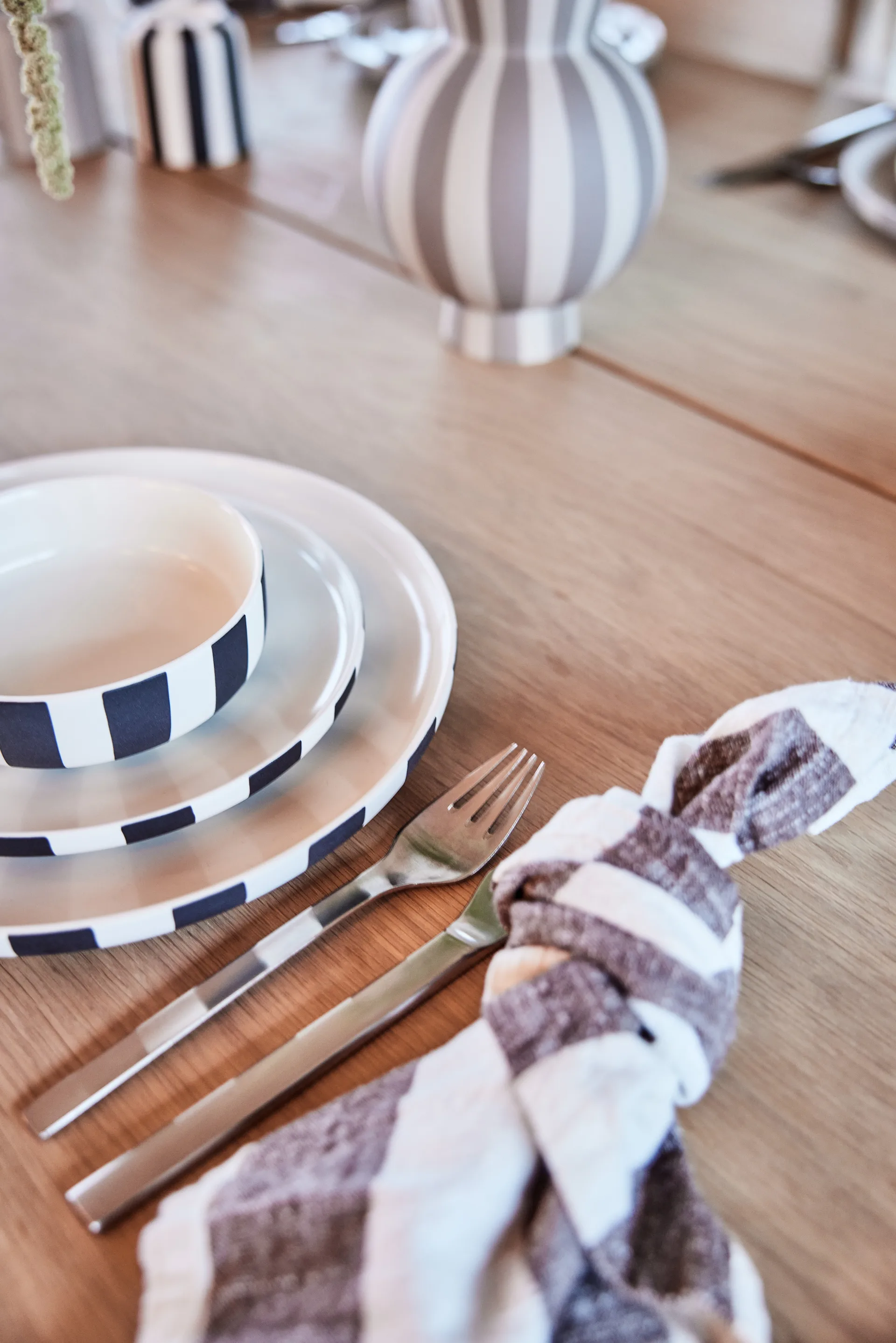 Toppu vase Ø14.5 cm, Clay OYOY