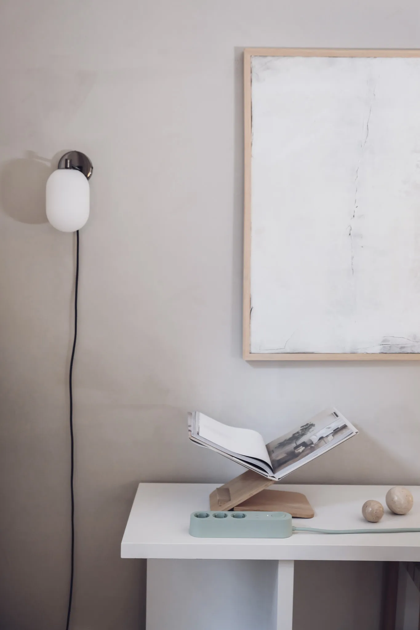 Alma Power Bar power strip, Midsummer green palett3