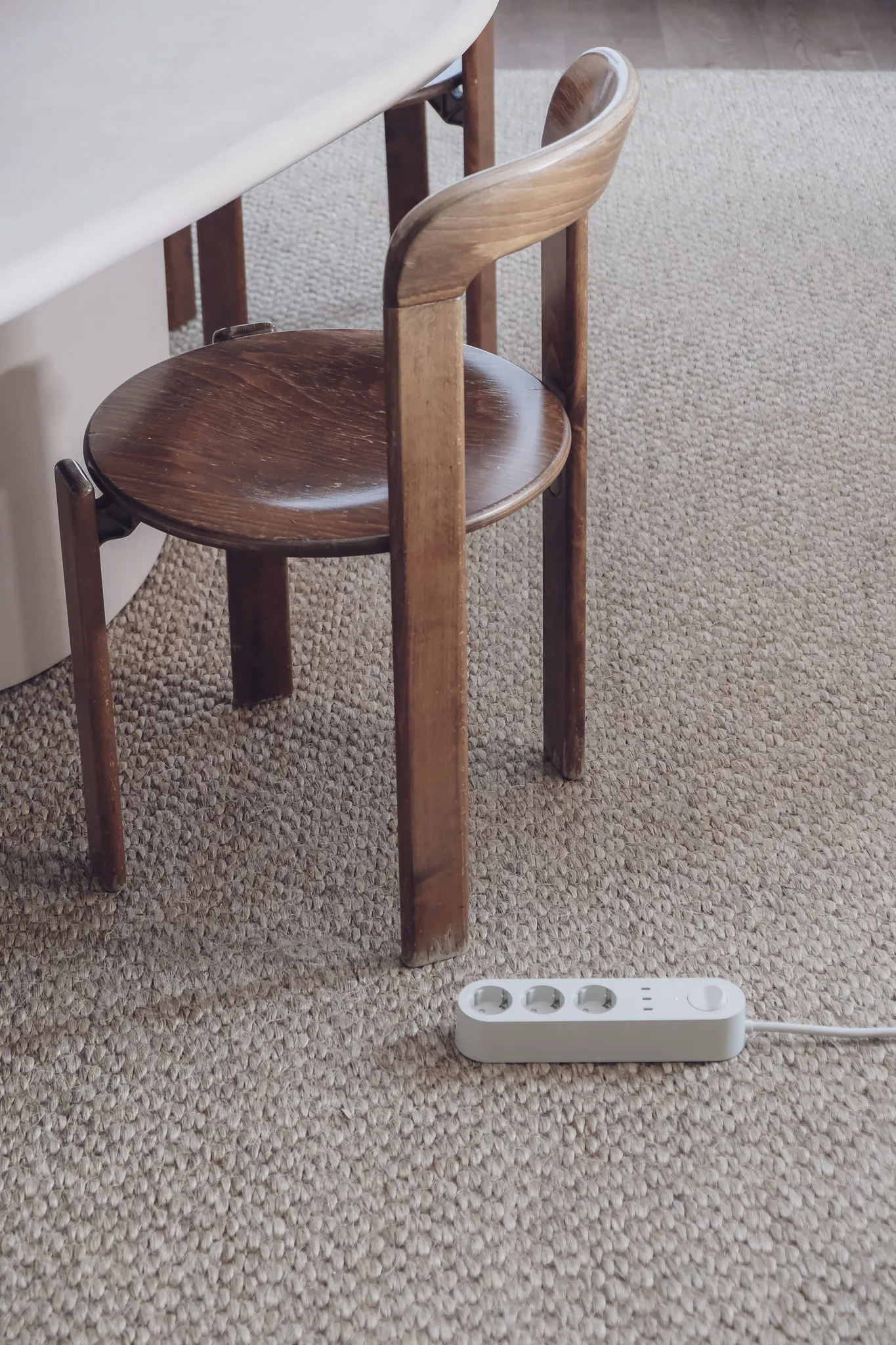 Alma Power Bar power strip, Sandhamn beige palett3