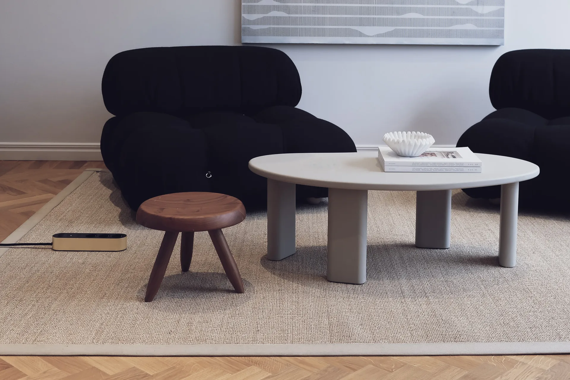 Edgar Power Bar power strip, Satin brass palett3