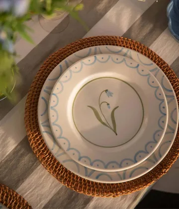 Cottage Flower salad plate - Light Blue, 22 cm - Pick a Poppy