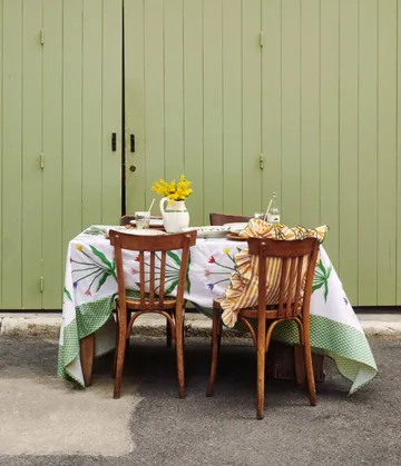 Madelen Möllard Tulip tablecloth - Multi, 350x150 cm - Pick a Poppy