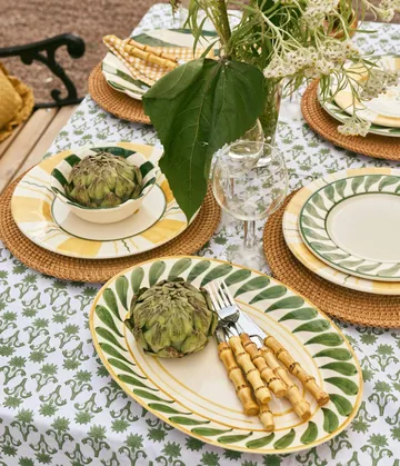 Swirl serving platter - Green, 32 cm - Pick a Poppy