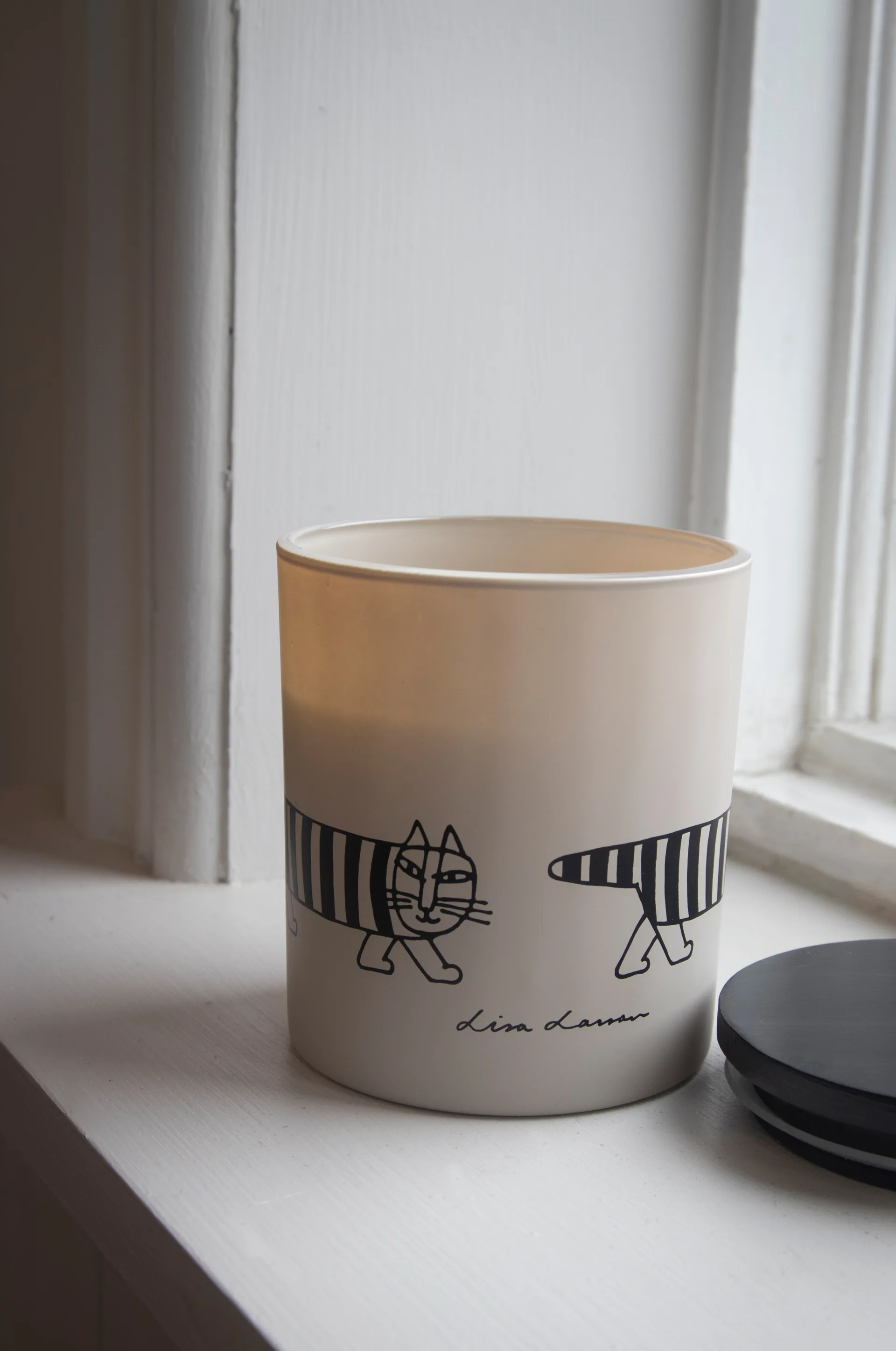 Lisa L scented candle 40 h, Mikey Pluto Design