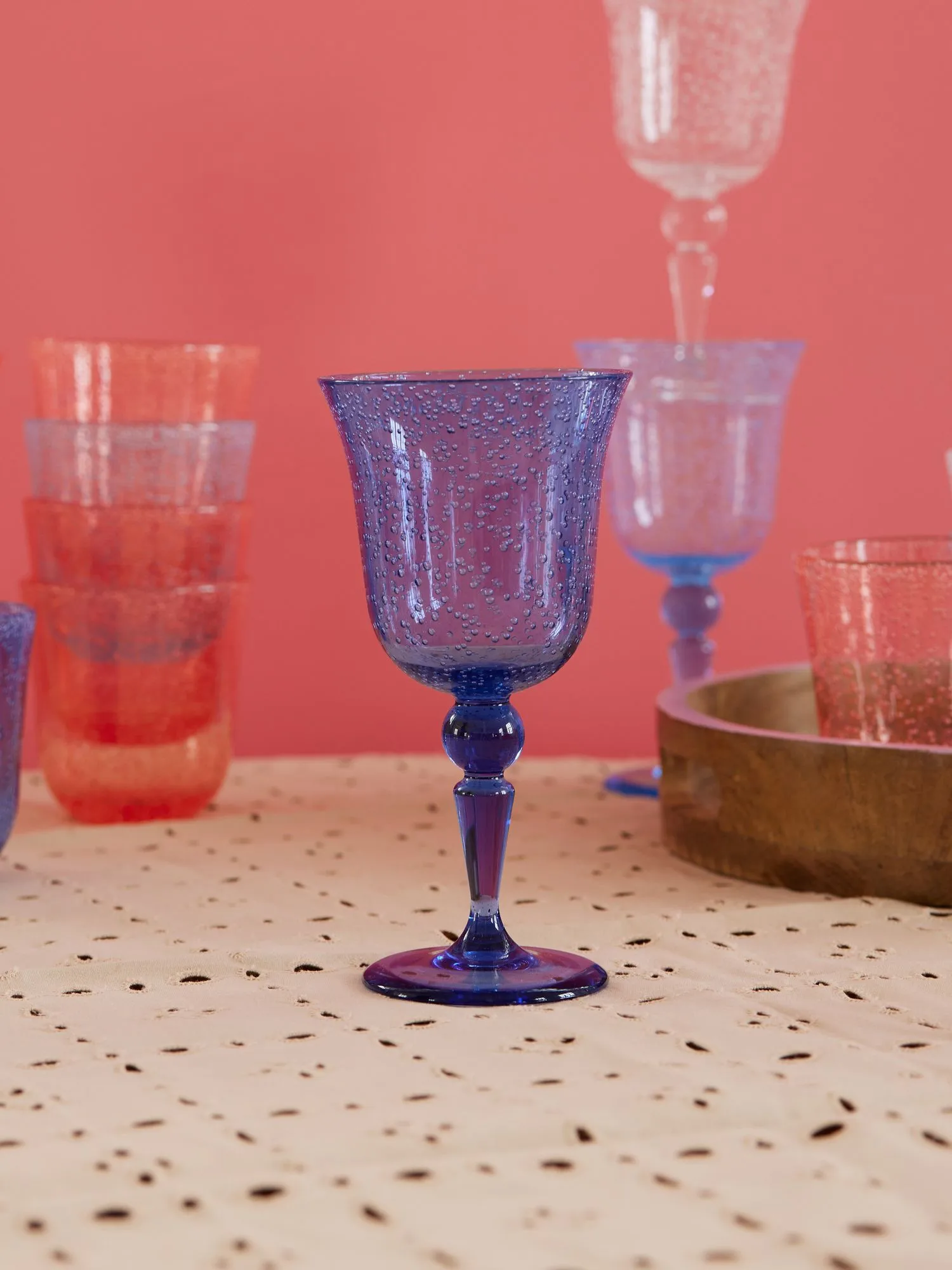 wine glasses with pour lines Heart and Brain "Serving Lines" Wine Glass