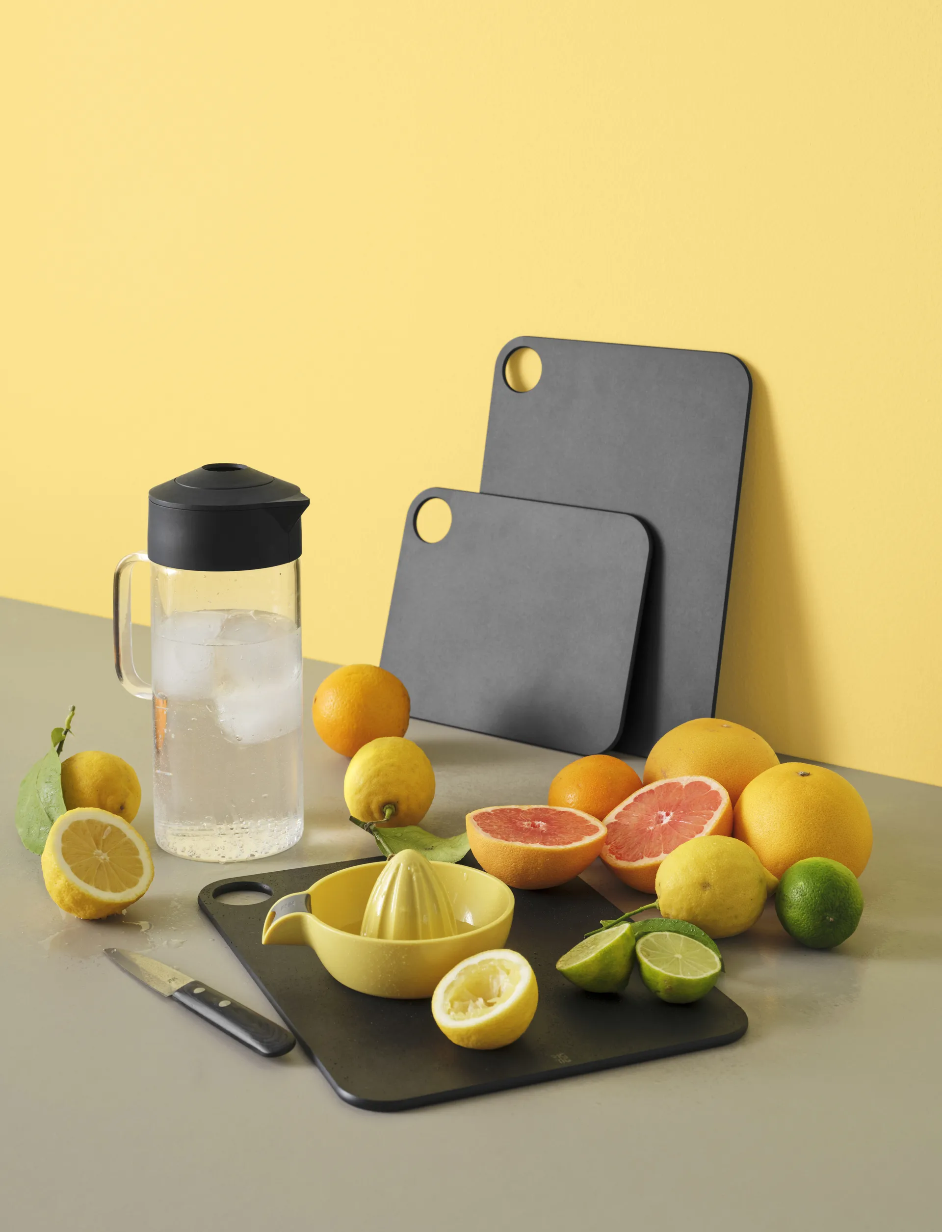 CUT-IT cutting board, Black, 23,5x31 cm RIG-TIG