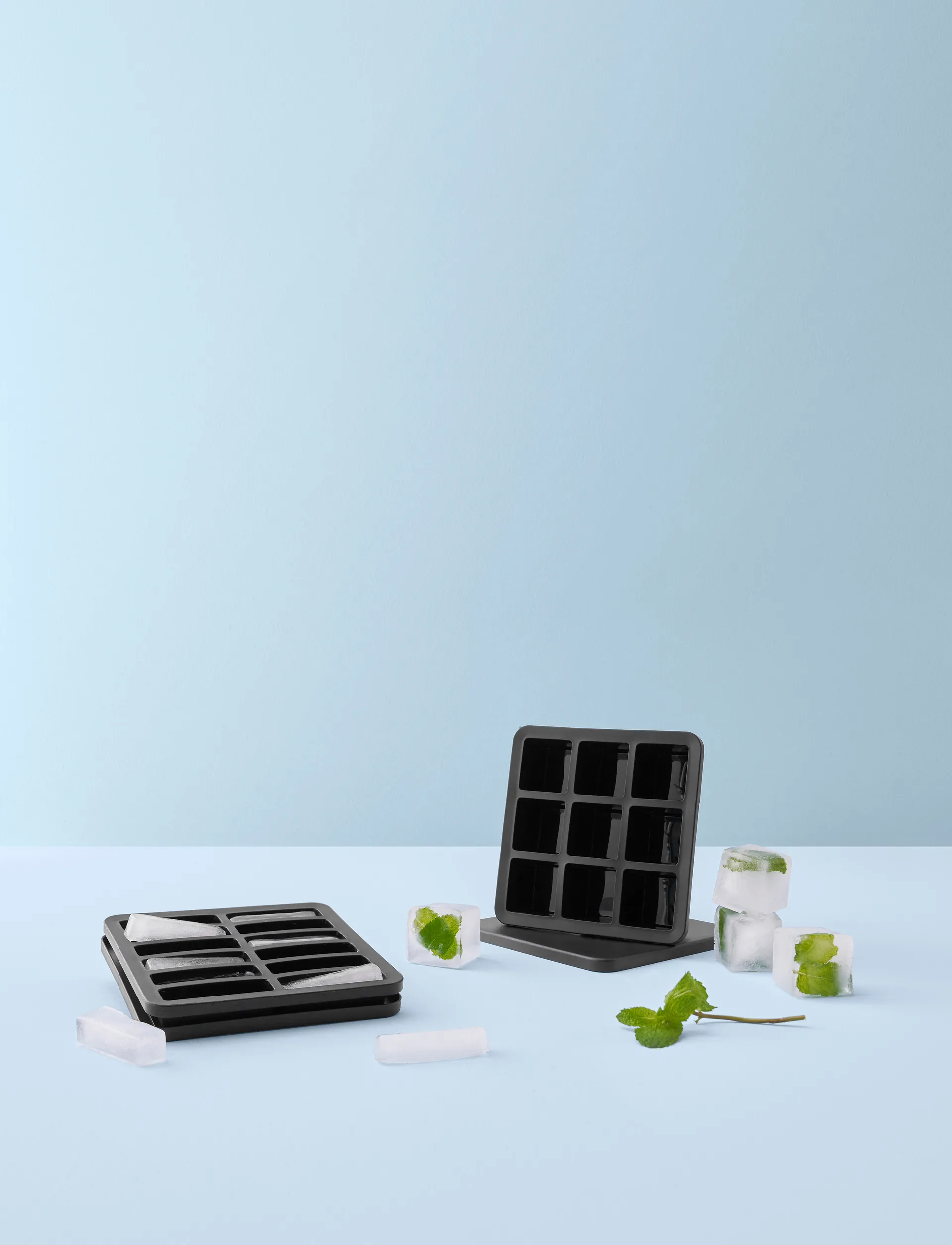 FREEZE-IT ice cube tray with lid, 2.5x19x19 cm RIG-TIG