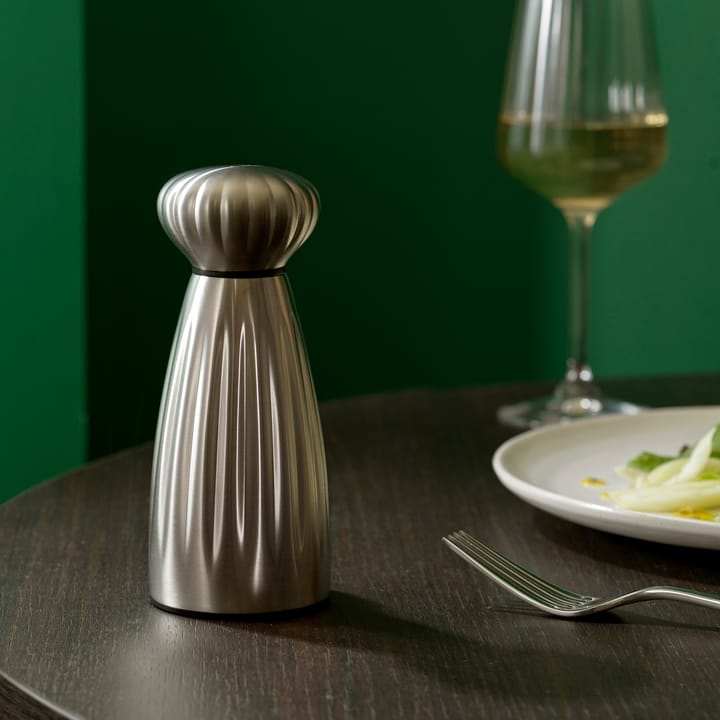 Palm satin pepper grinder stainless steel 16.8 cm, Black Robert Welch