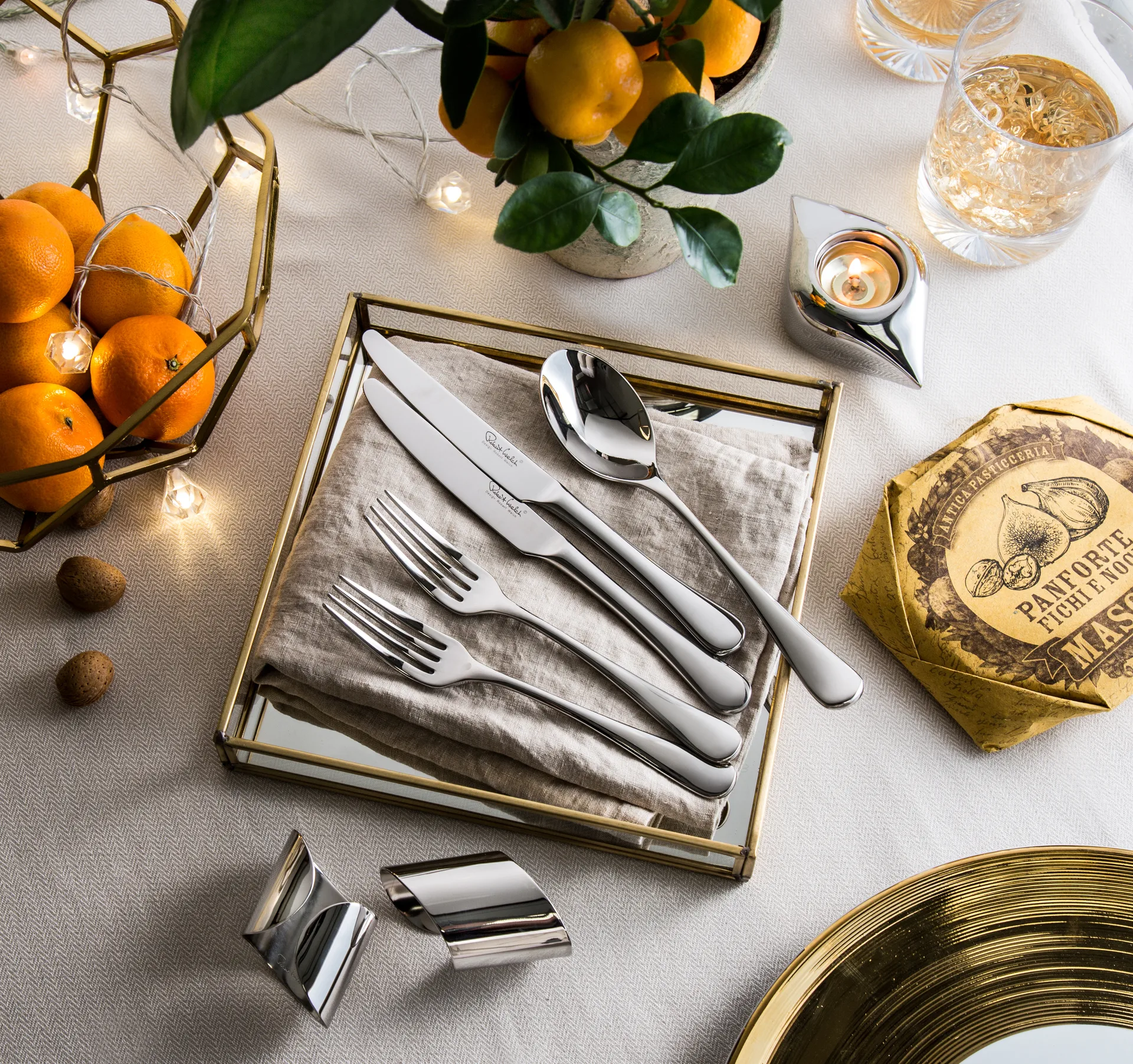 Radford cutlery mirror, 24 pieces Robert Welch