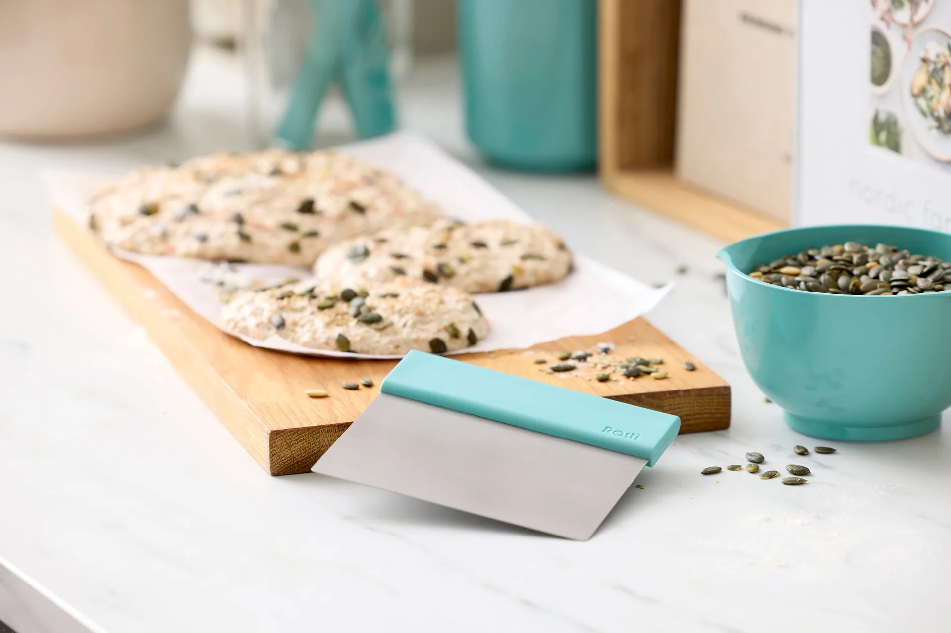 Emma dough cutter steel, Nordic green Rosti