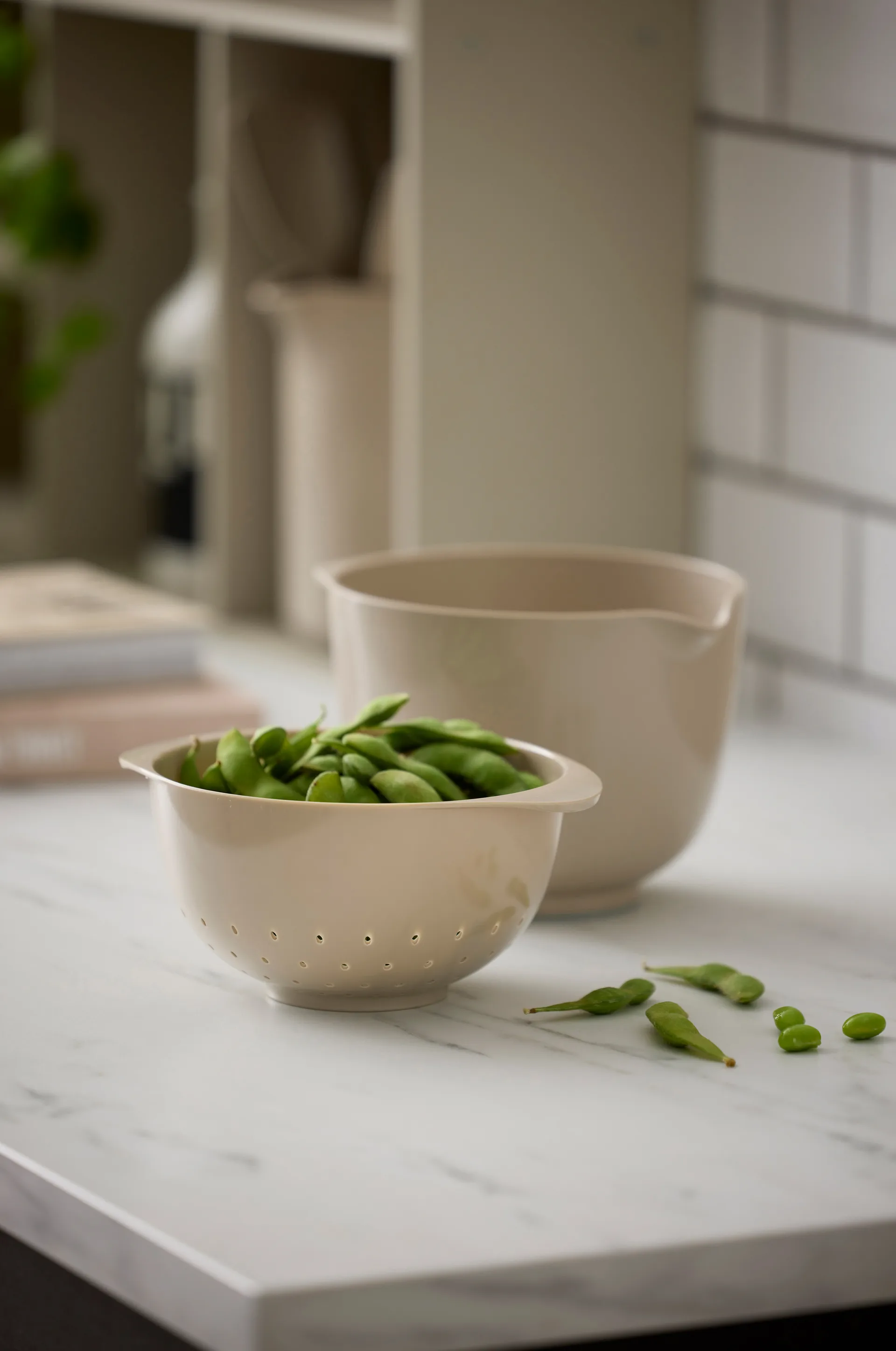 NEW Margrethe bowl with colander, Humus, 1.5 litres Rosti
