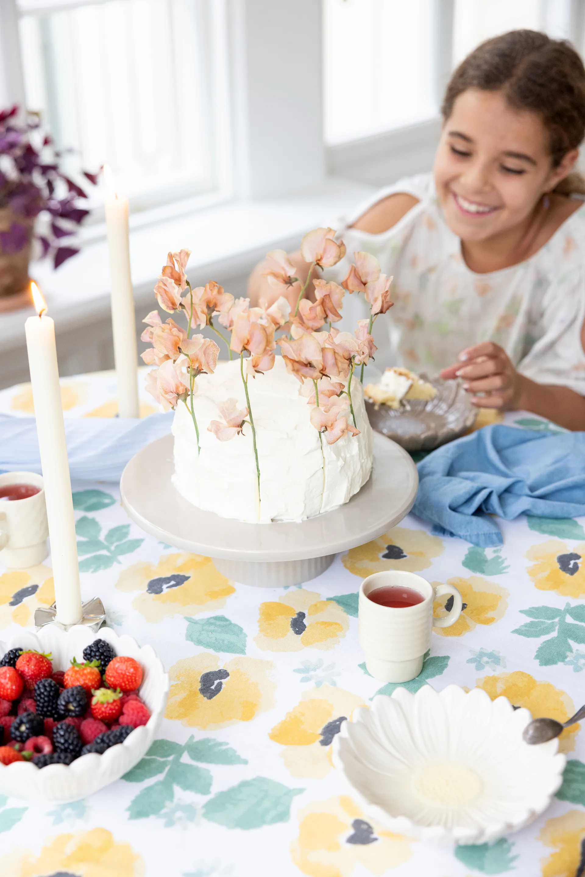 Dagny deep bowl small Ø16 cm, White Sagaform