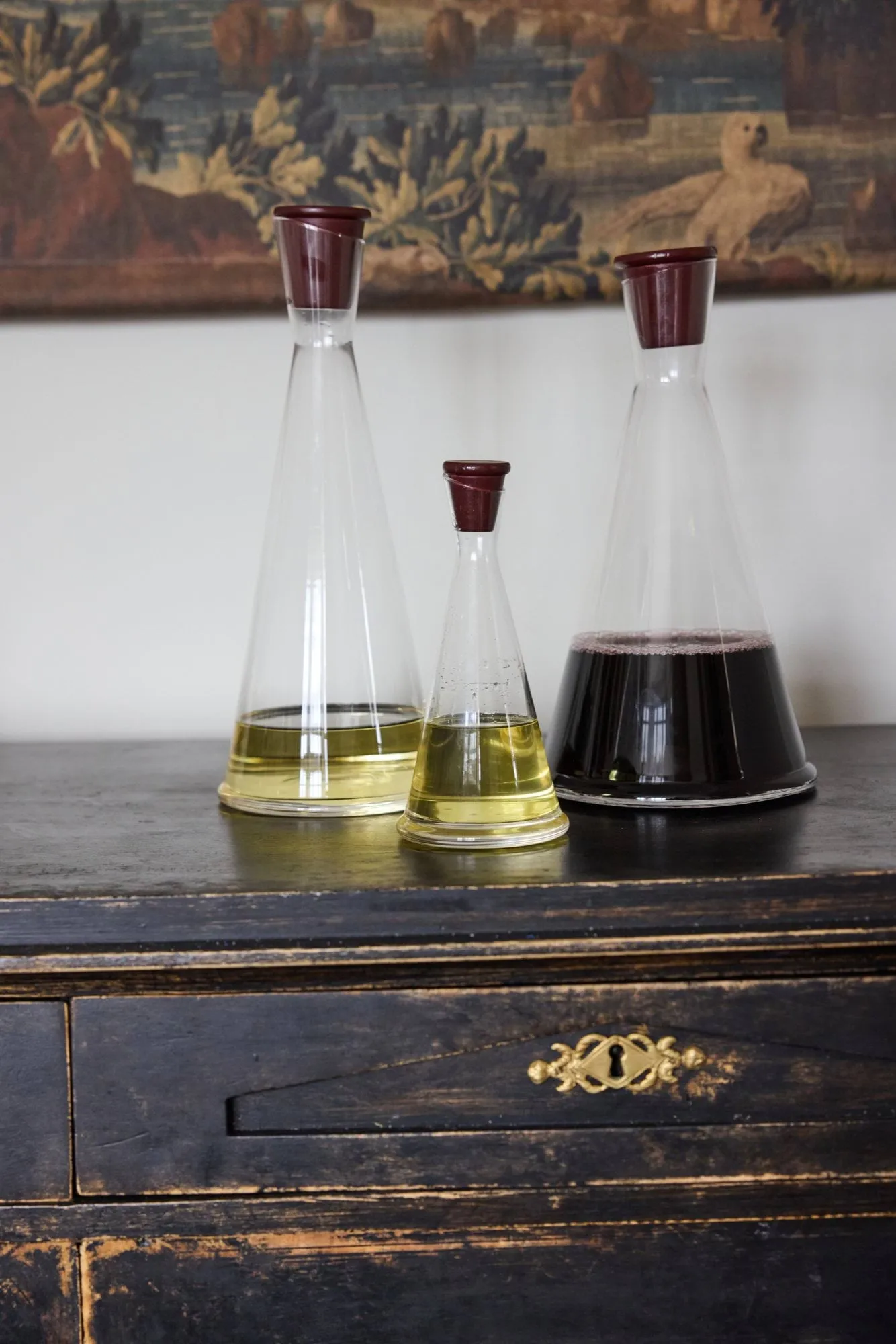 Gurken wine carafe, Clear-dark red, 1.6 l Sagaform