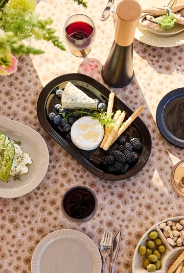 Inka serving platter - Black, 20x34 cm - Sagaform