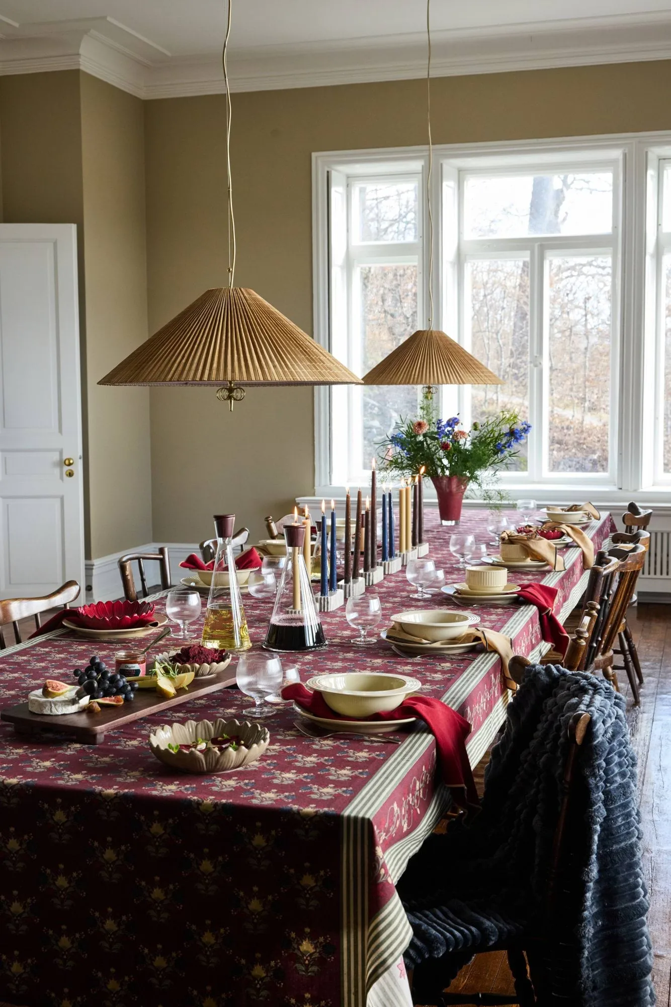 Linnea tablecloth, Mixed wine red, 150x280 cm Sagaform