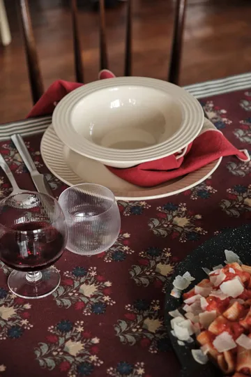 Linnea tablecloth - Mixed wine red, 150x280 cm - Sagaform