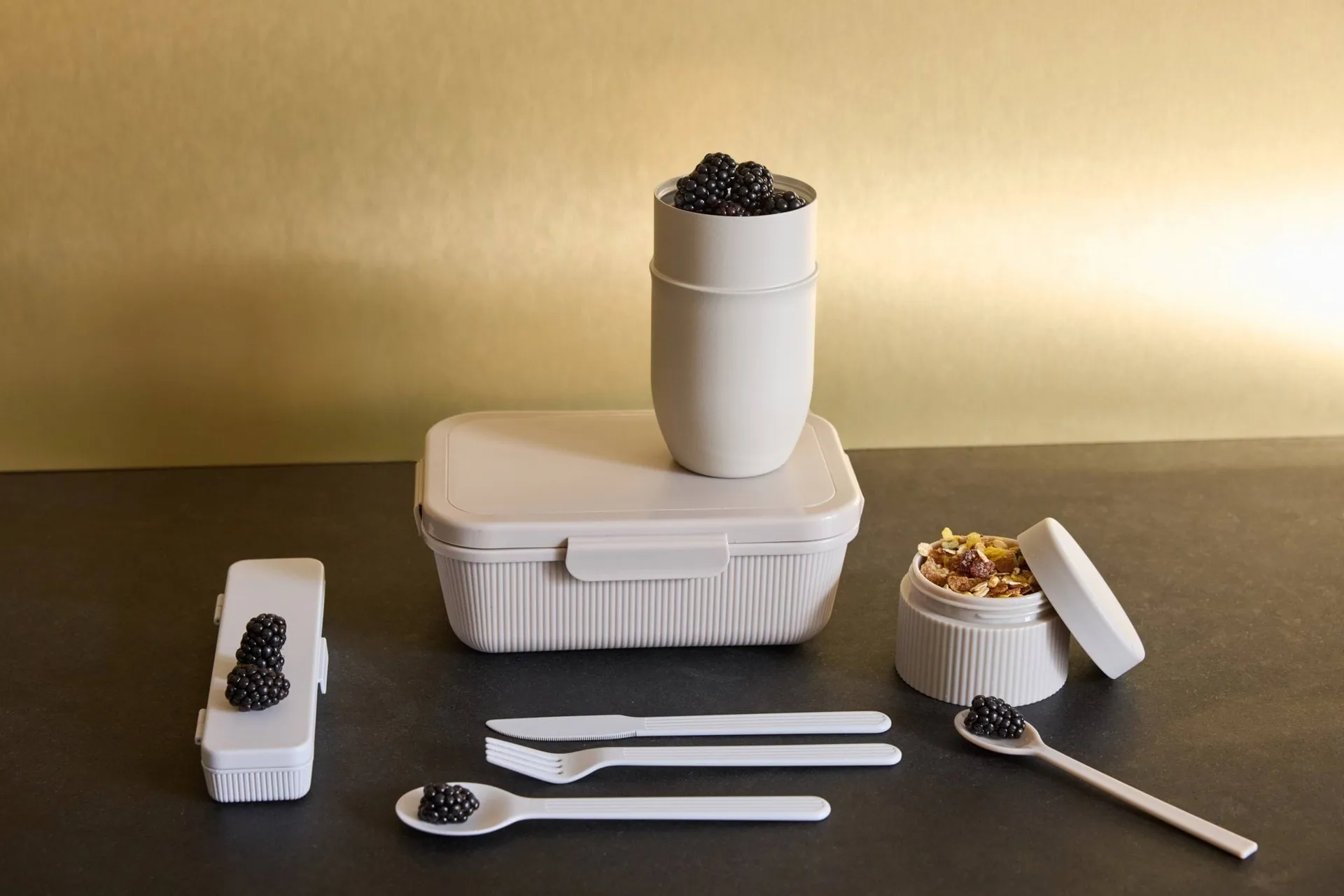 Tina cutlery set, Beige Pantone Warm grey 3C Sagaform