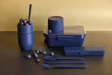 Tina cutlery set - Blue Pantone 2379C - Sagaform