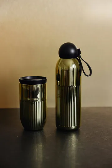 Tova car mug thermos mug 32 cl - Gold chrome - Sagaform