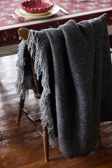 Ulli blanket 130x170 cm - Grey striped - Sagaform