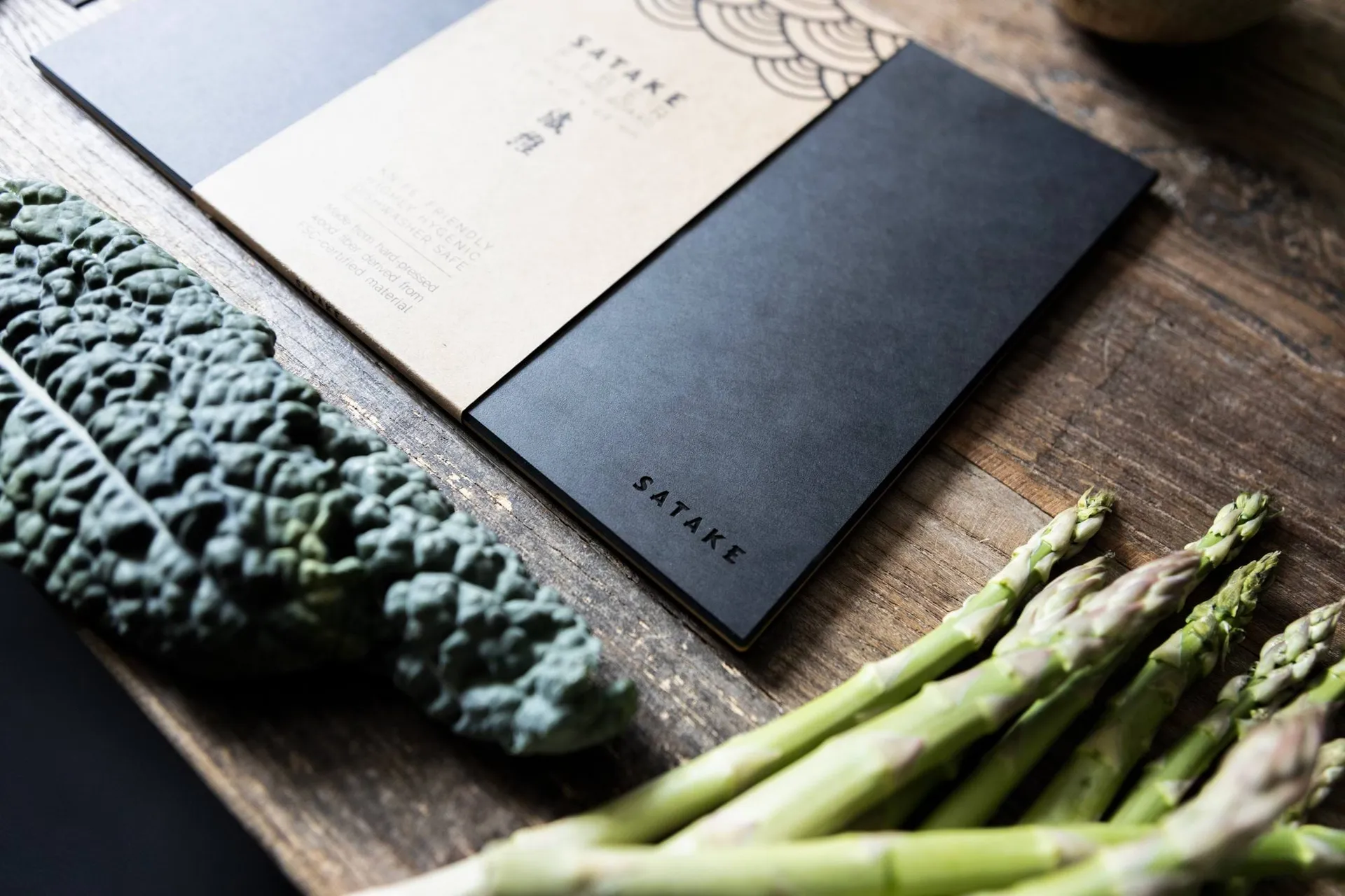 Satake chopping board wood and paper, 31x21.5x0.6 cm Satake