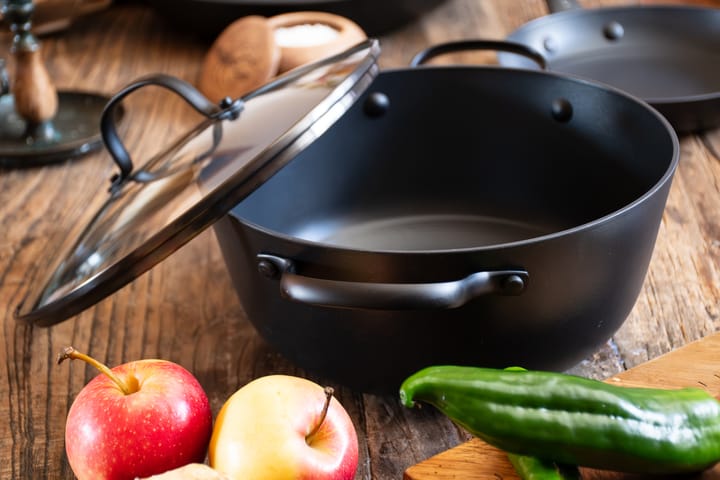 Satake sauté saucepan with glass lid 2-pieces, 4 L Satake