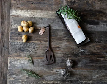 Satake spatula 33.5 cm - Walnut, perforated - Satake