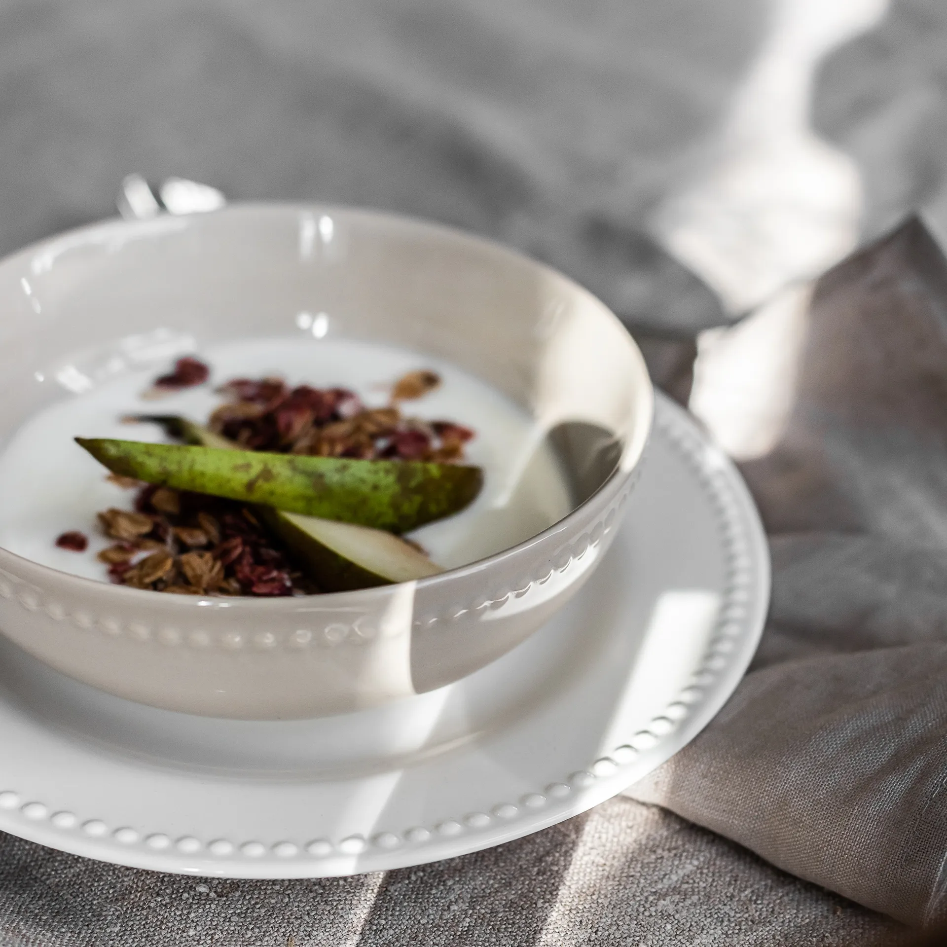 Dots small plate 22 cm 4-pack, Creamy white Scandi Living