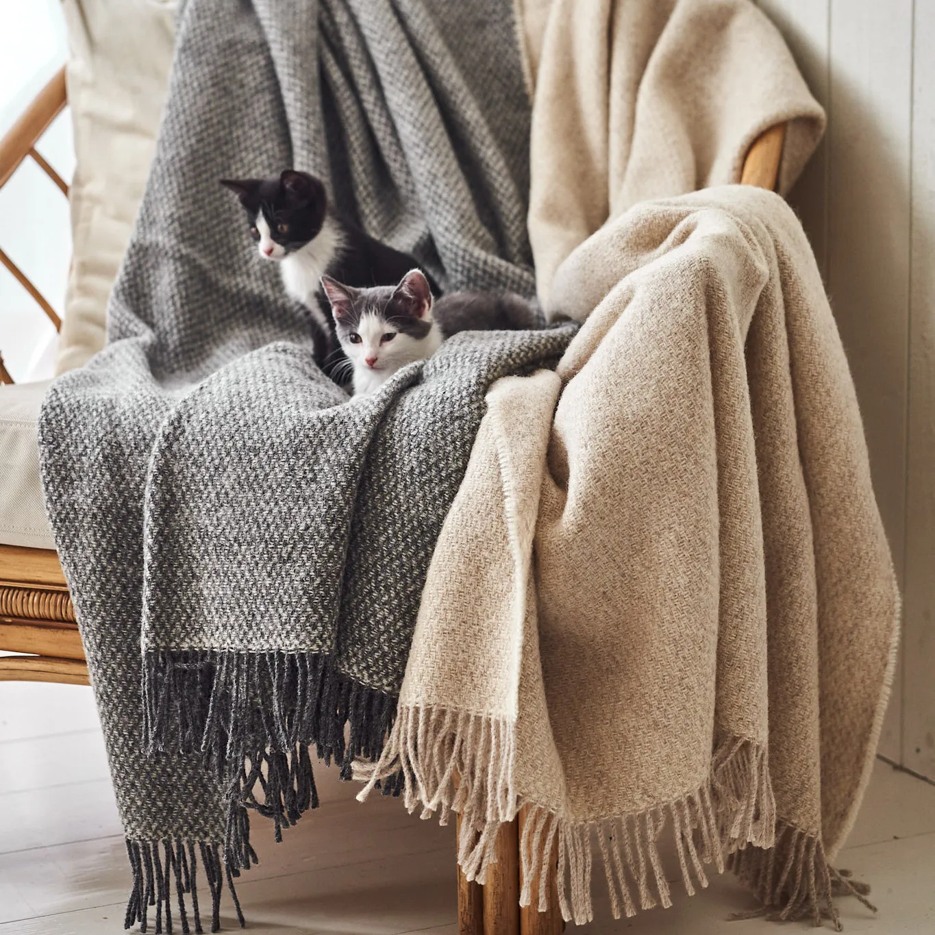 Sandstone wool throw 130x180 cm Scandi Living KitchenTime