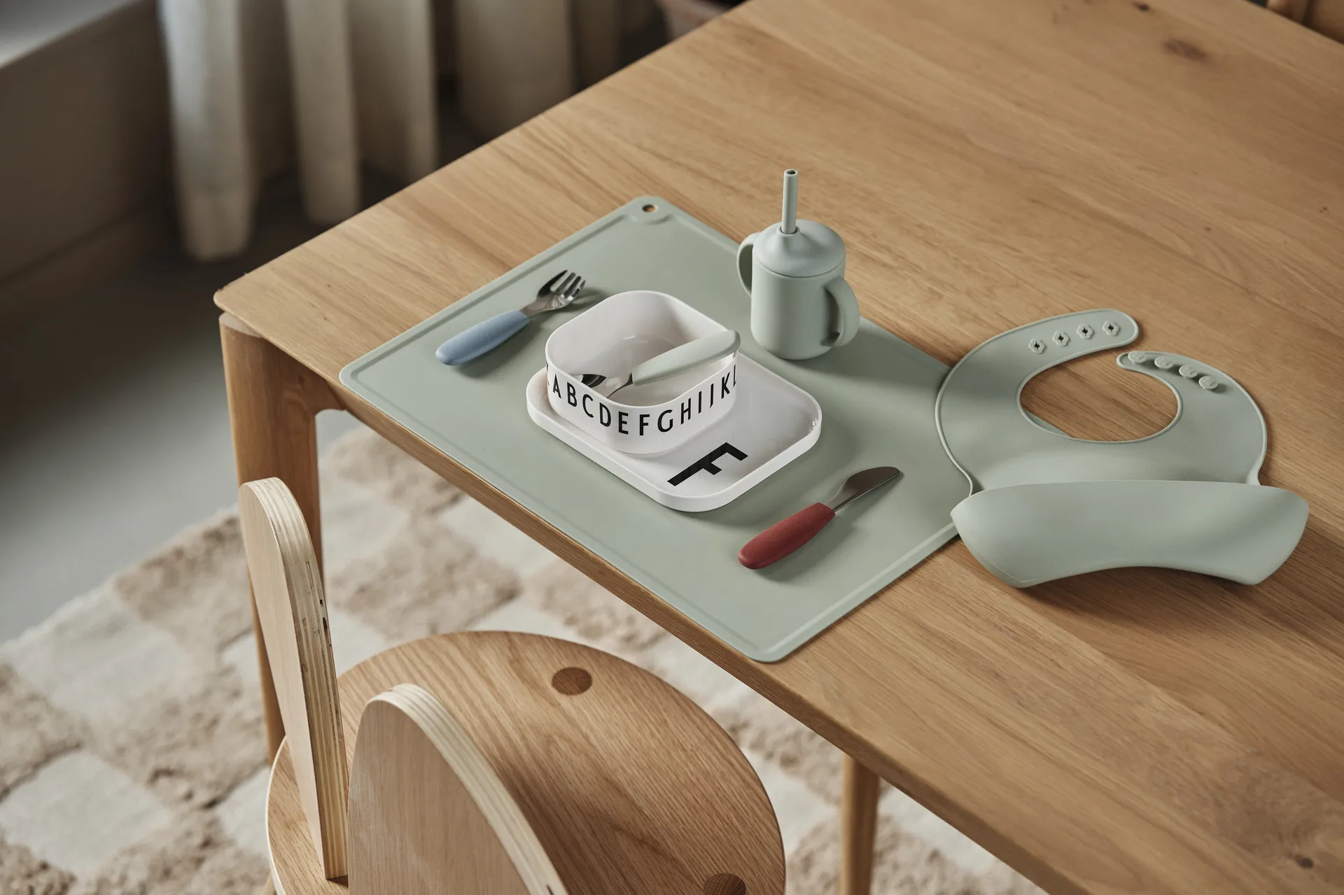 Silly bib silicone 2-pack, Green-Blue Scandi Living