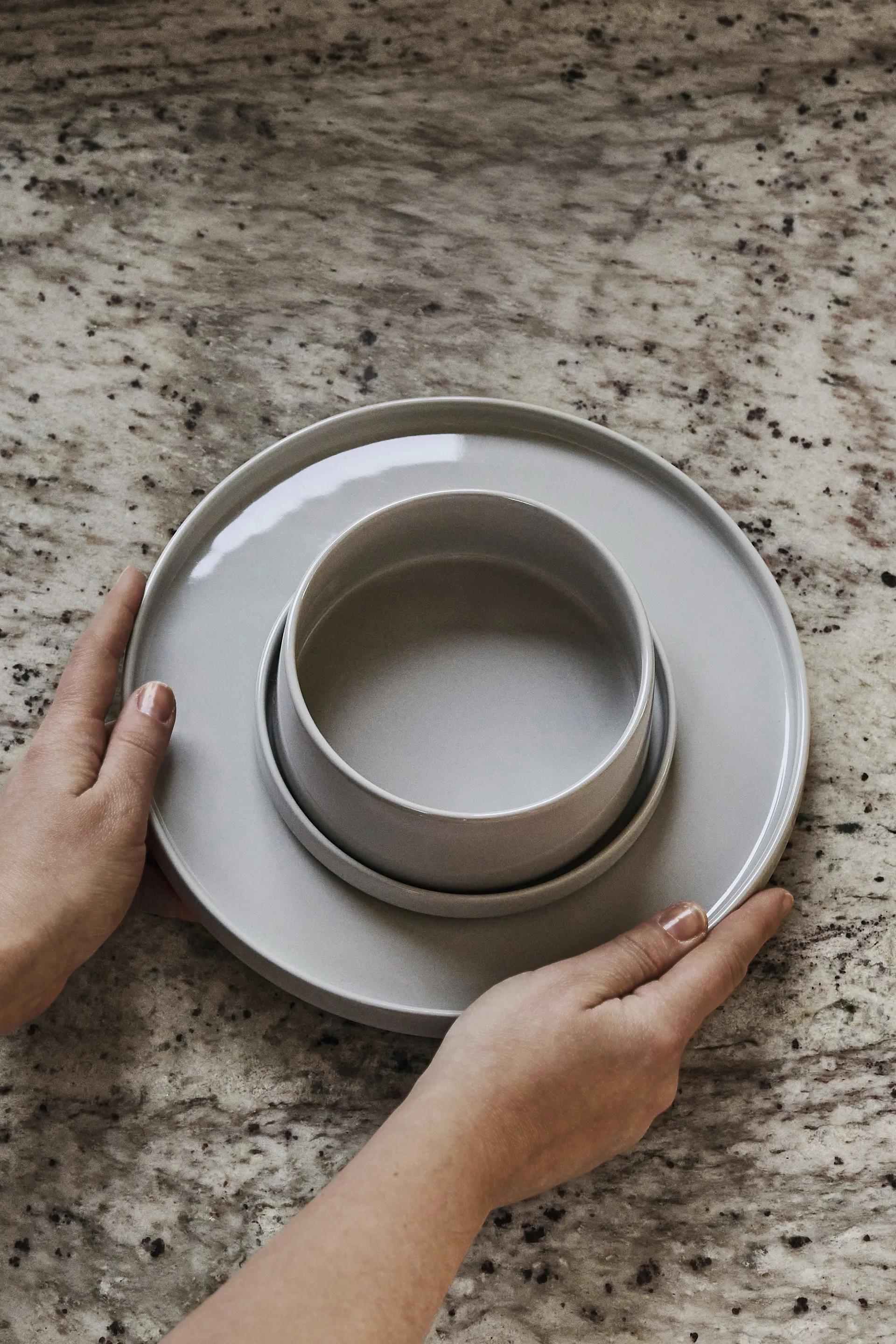 Taper dinnerware set 12 pieces - Light grey Scandi Living