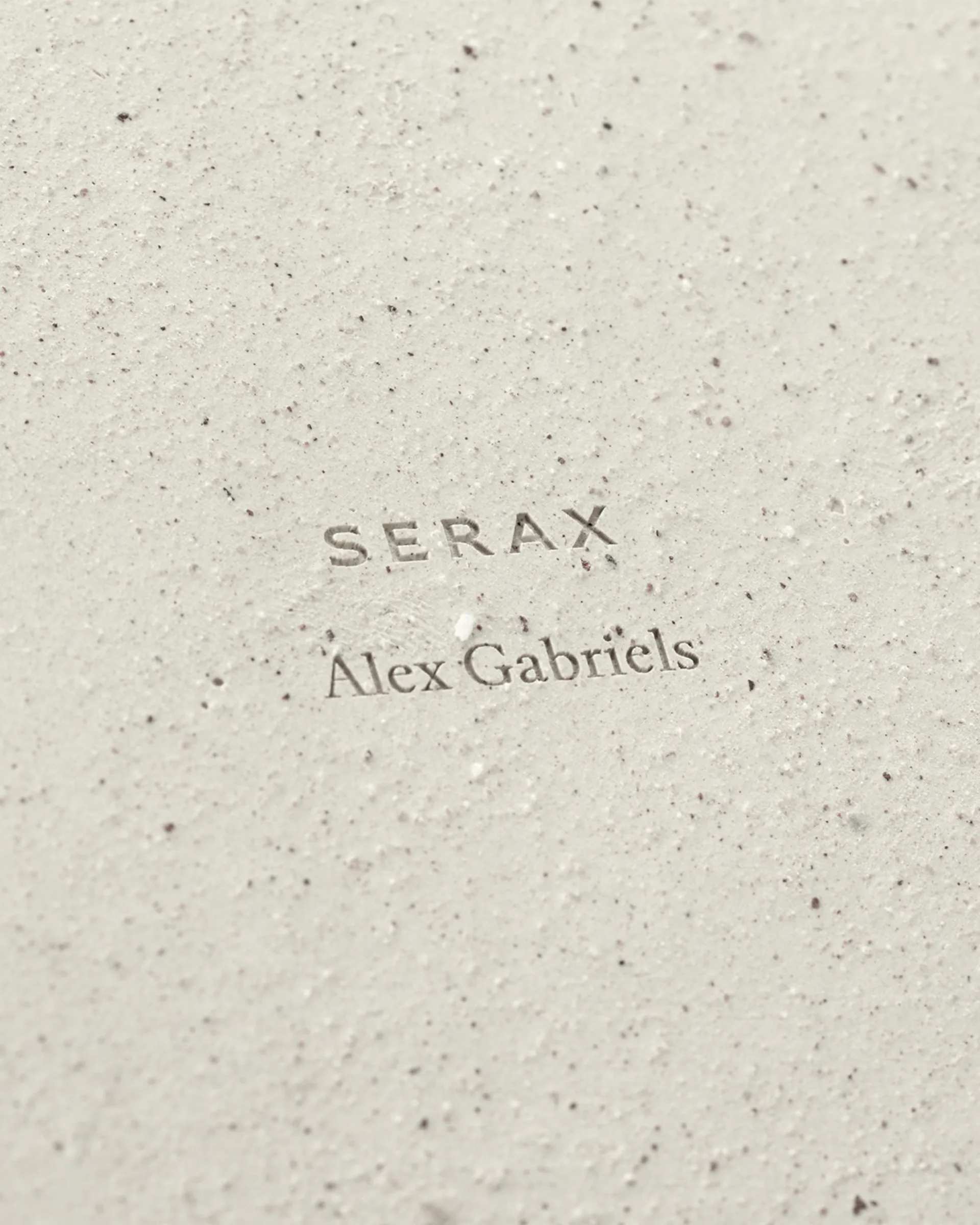 Mira candlestick L, Beige Serax