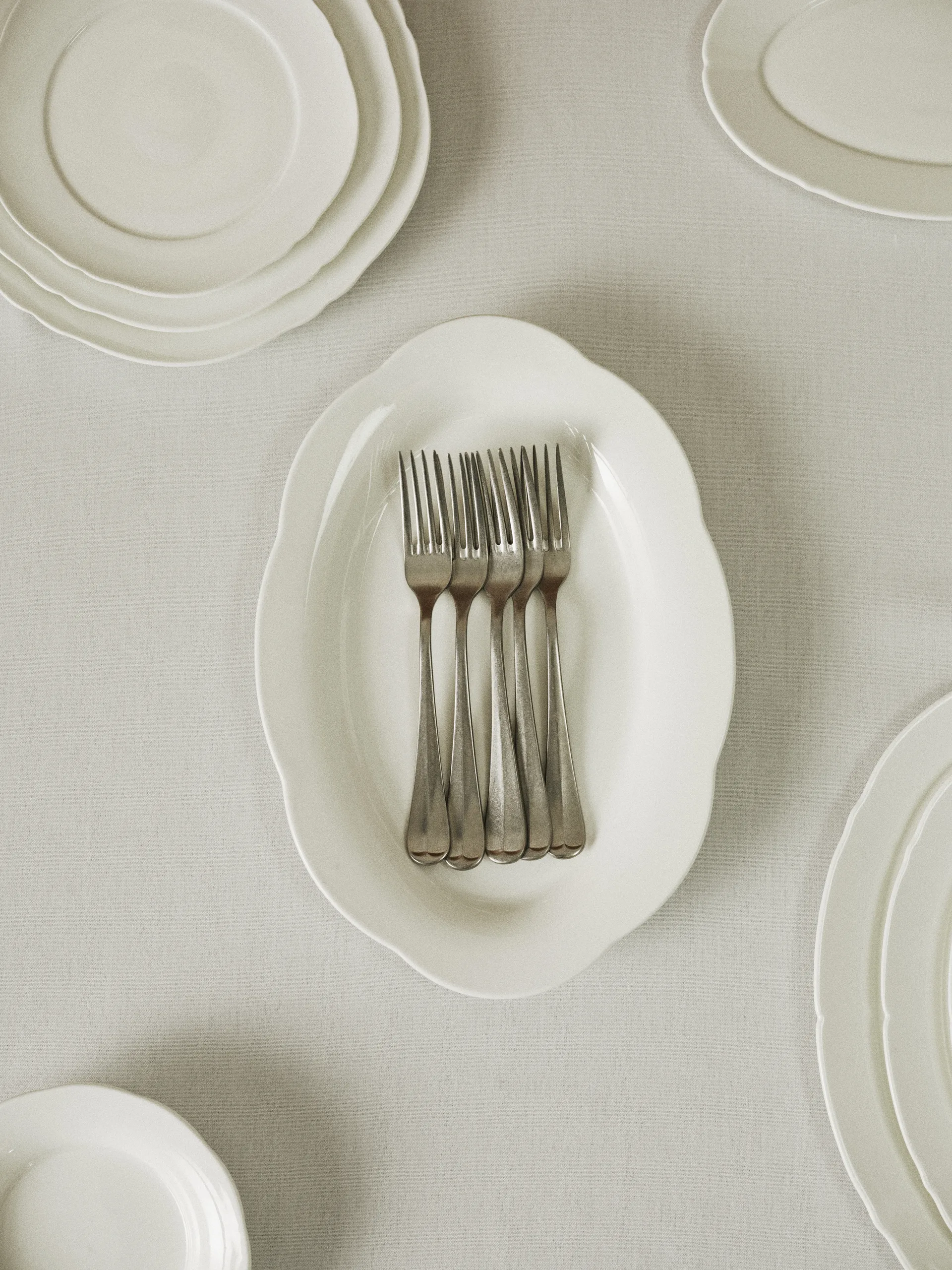 Silhouette oval deep plate M 15x24.5 cm 2-pack, White Serax