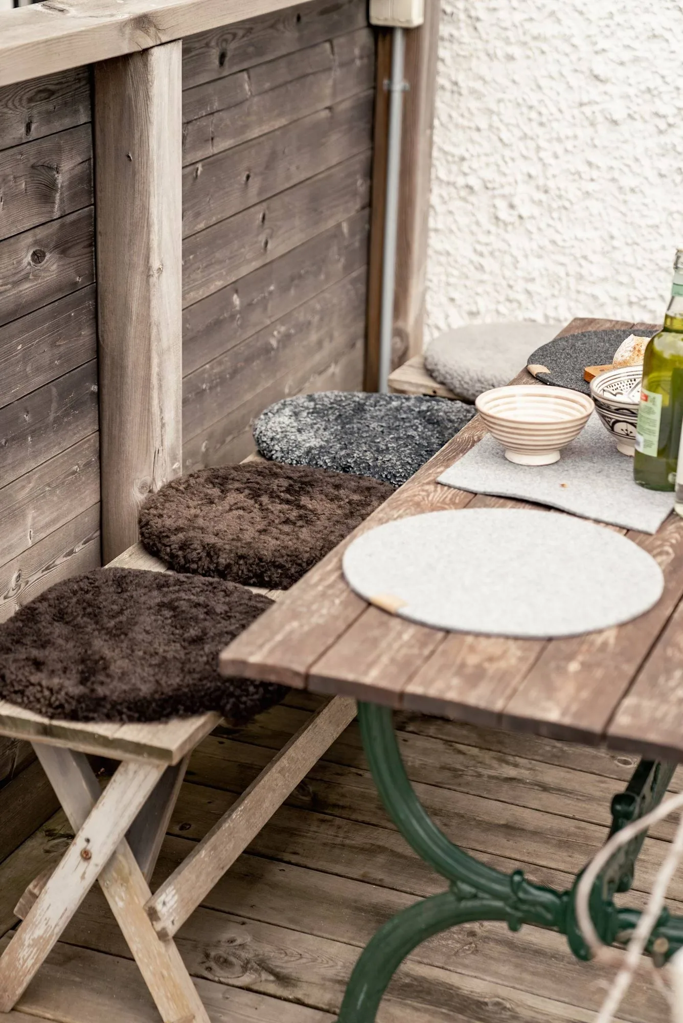 Jill padded chair cushion, Cappuccino (brown), Ø36 cm Shepherd of Sweden