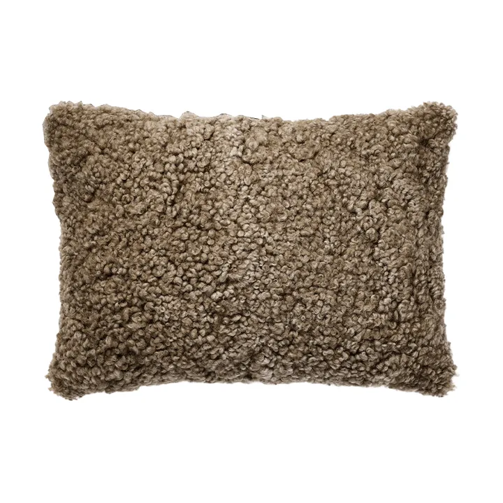 Shepherd Lina sheep skin cushion 60 x 40 cm - Desert - Shepherd of Sweden