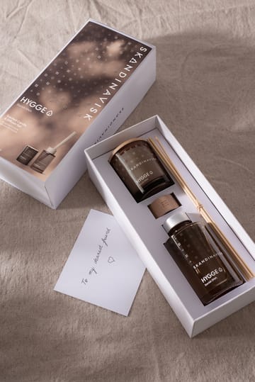 HYGGE scented candle & reed diffusers - 65 g + 100 ml - Skandinavisk
