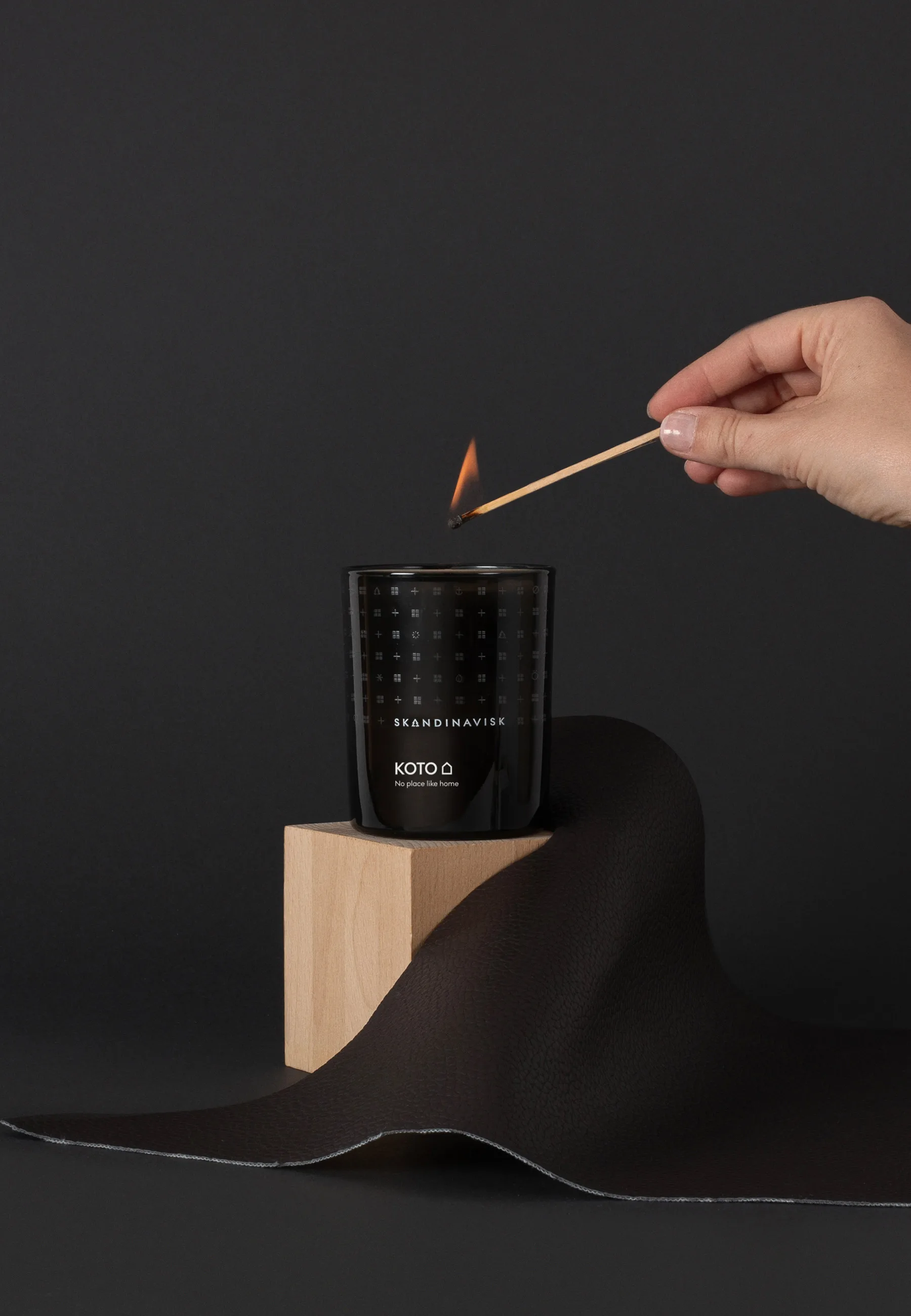 Koto scented candle with lid, 200 g Skandinavisk