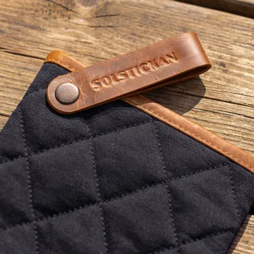 Solstickan oven glove canvas - Black - Solstickan Design