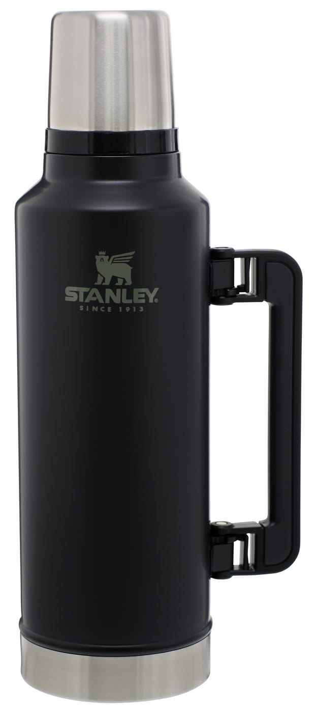 Thermos classic vacuum 1.9 L, Matte black Stanley