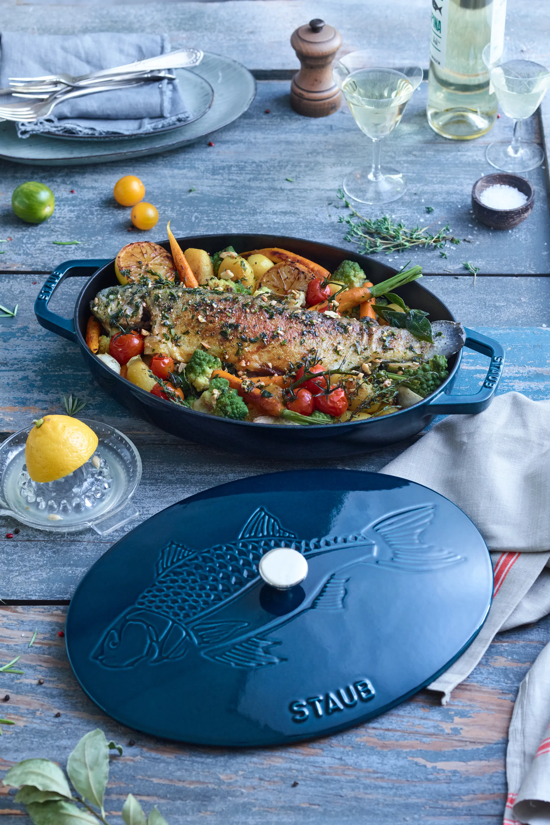 La Mer oval casserole dish - three layered enamel, 32 cm STAUB