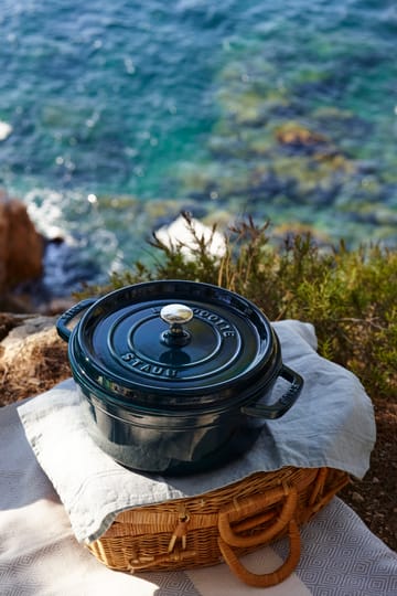 La Mer round casserole dish - three layered enamel - 3.8 l - STAUB