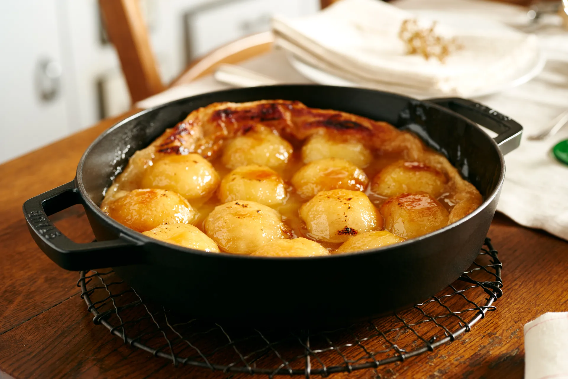 Staub braiser cast iron 2 handles black, Ø26 cm STAUB