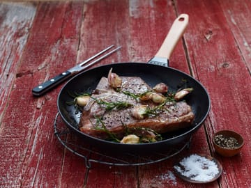 Staub frying pan cast iron black light wood handle - Ø28 cm - STAUB
