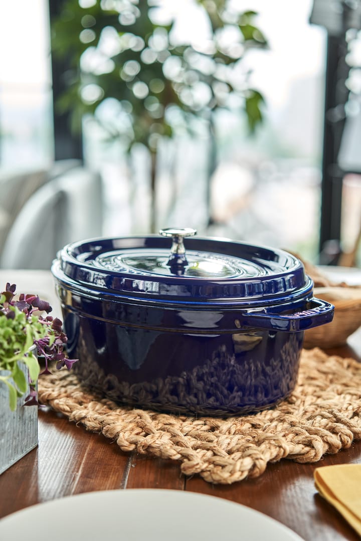 Staub oval casserole dish. Three layers of enamel 4.2 l, dark blue STAUB