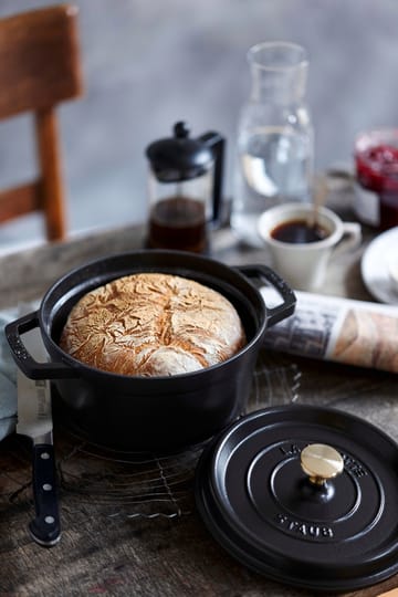 Staub round casserole dish 3.8 l - black - STAUB
