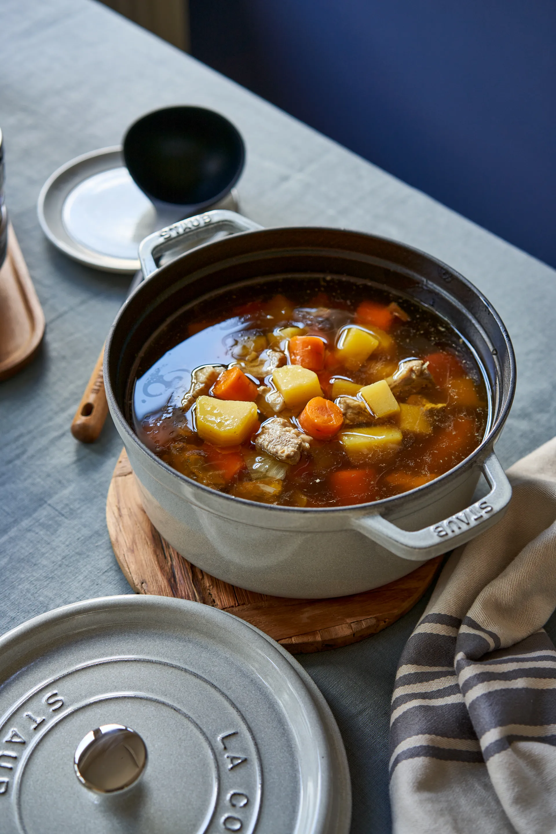 Staub White Truffle casserole, 3.8 l STAUB